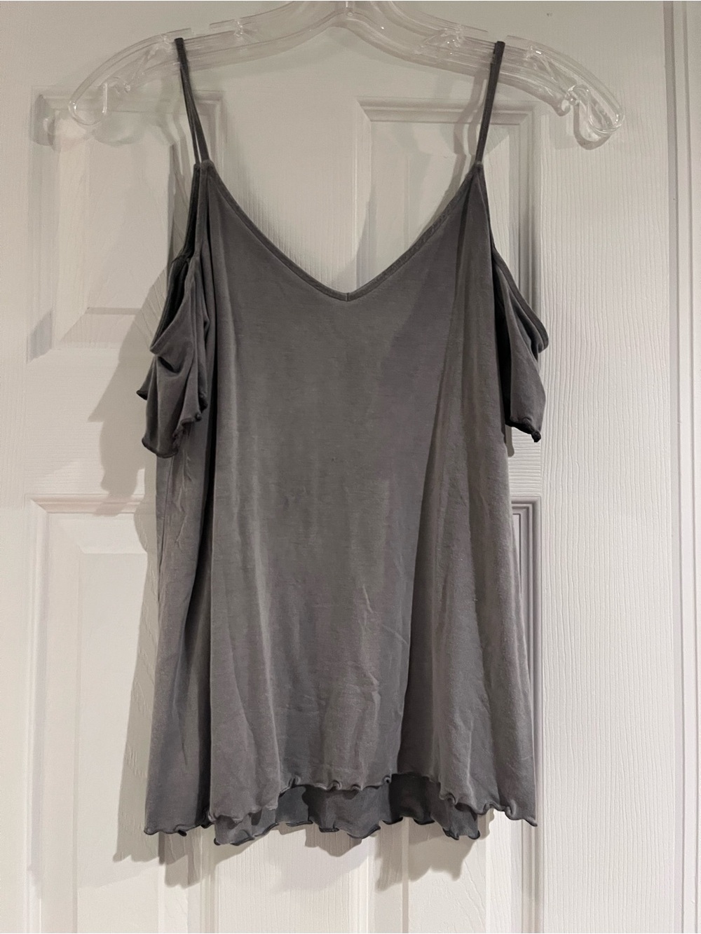 American Eagle Outfitters Gray Cold-Shoulder V-Neck Tank